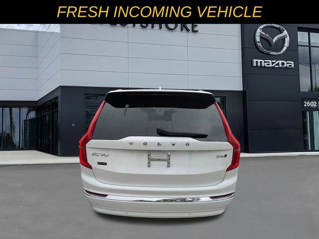 Used 2023 Volvo XC90 B6 Plus image 5