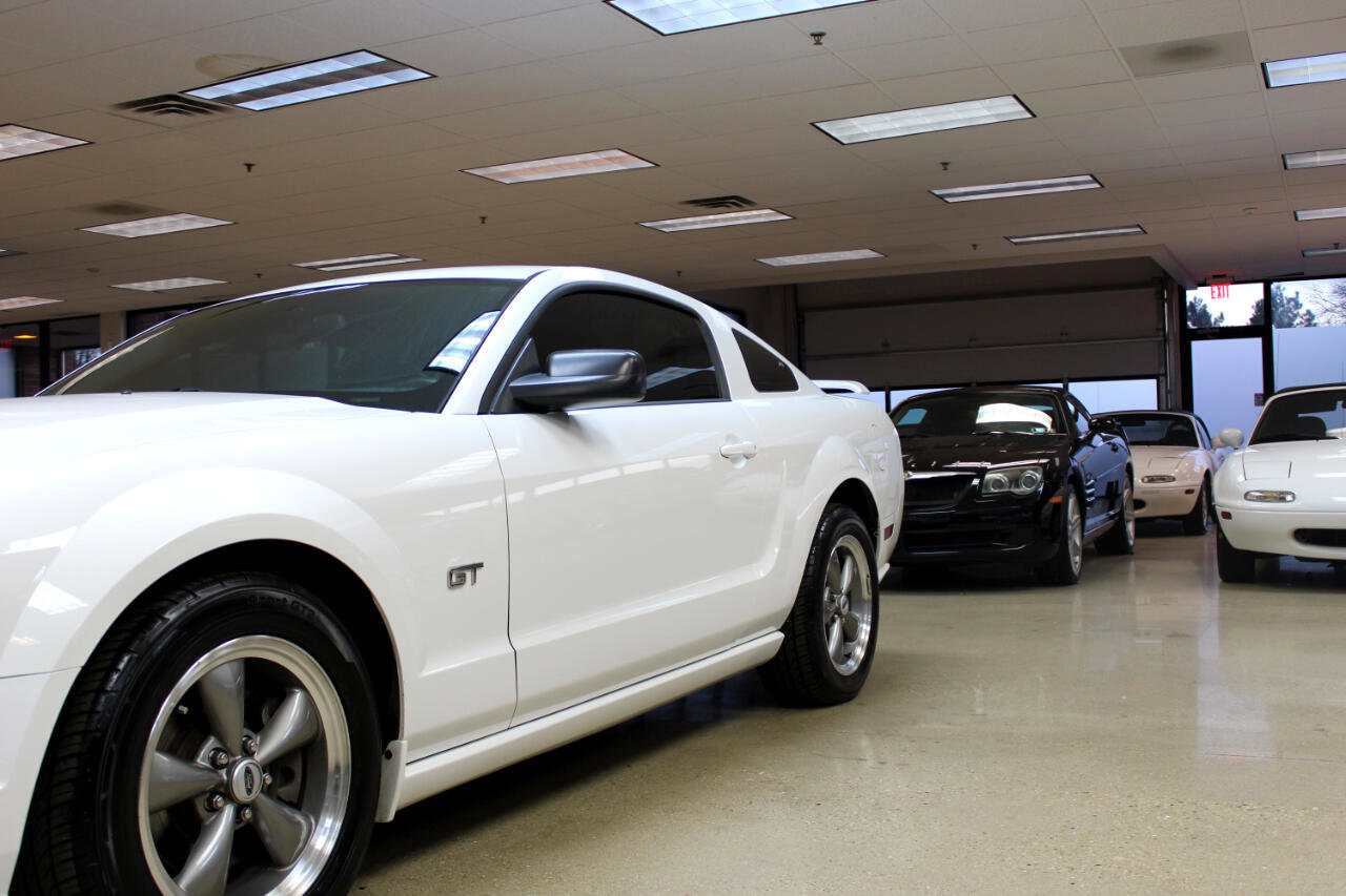 Used 2005 Ford Mustang GT image 16