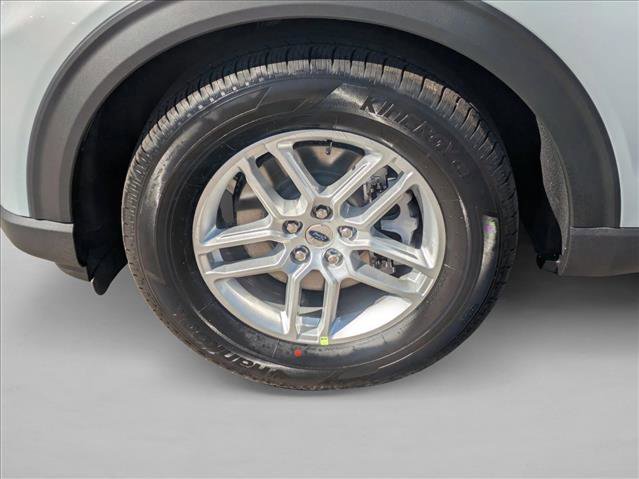 New 2026 Ford Explorer Active image 9