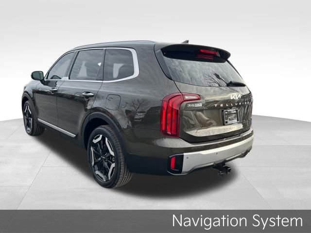 Certified 2023 Kia Telluride S image 6