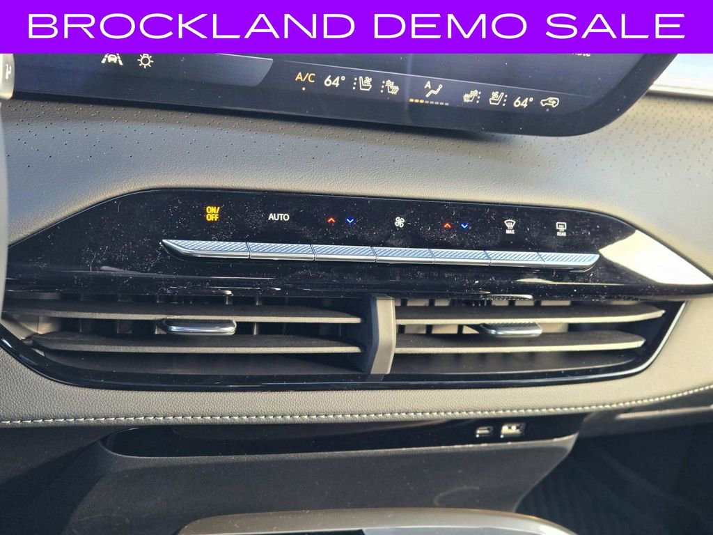 New 2026 Buick Enclave Avenir w/ Super Cruise Package image 28