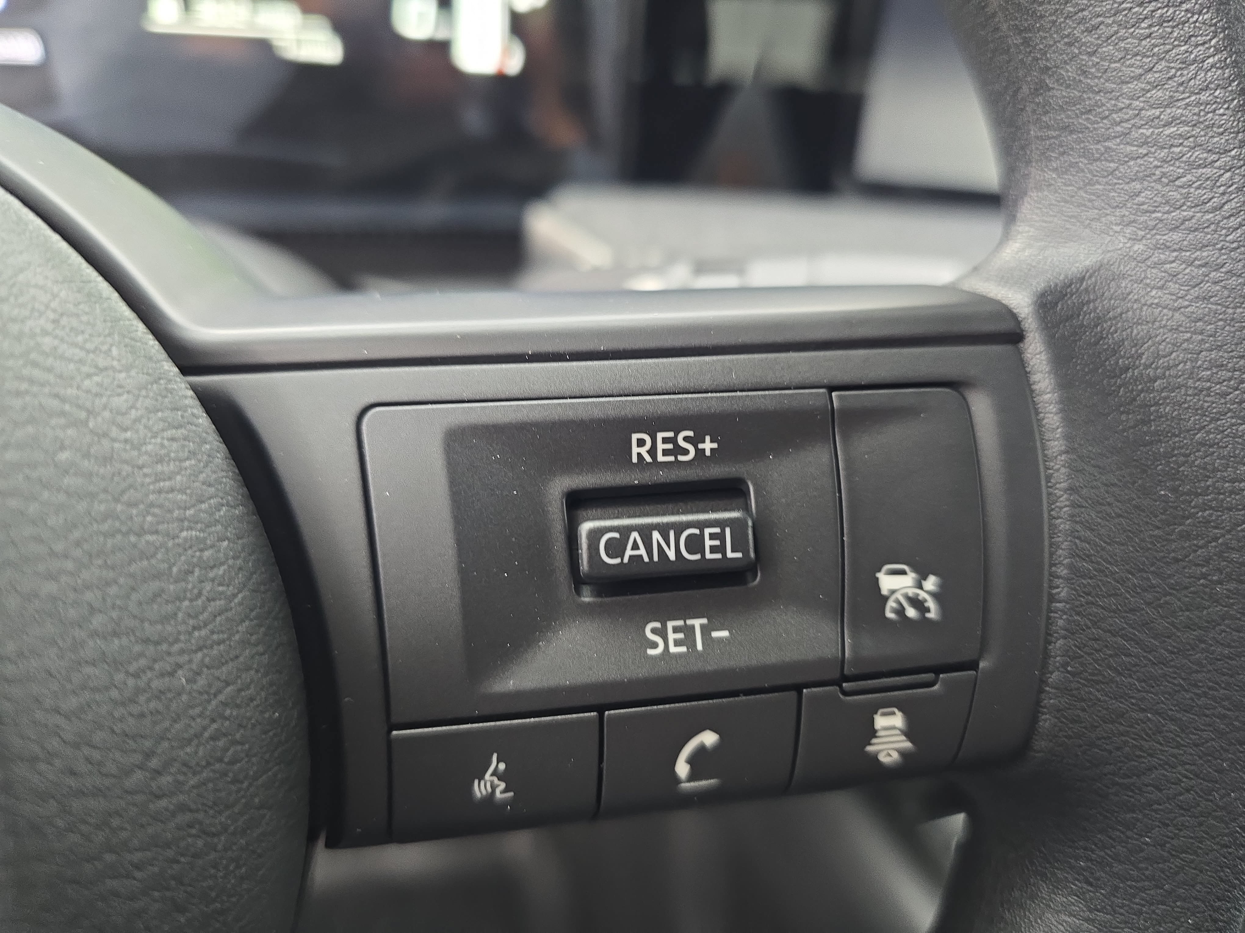 New 2026 Nissan Kicks SV w/ SV Premium Package FWD image 17