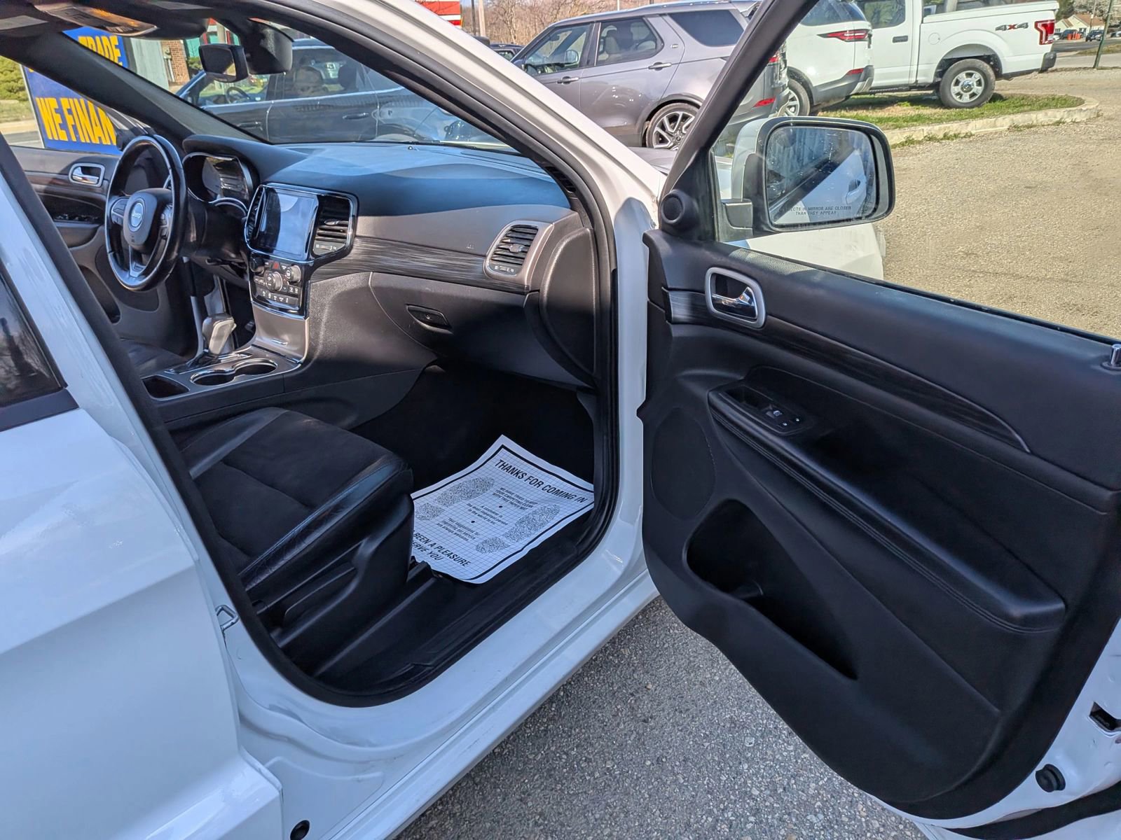 Used 2019 Jeep Grand Cherokee Altitude image 36