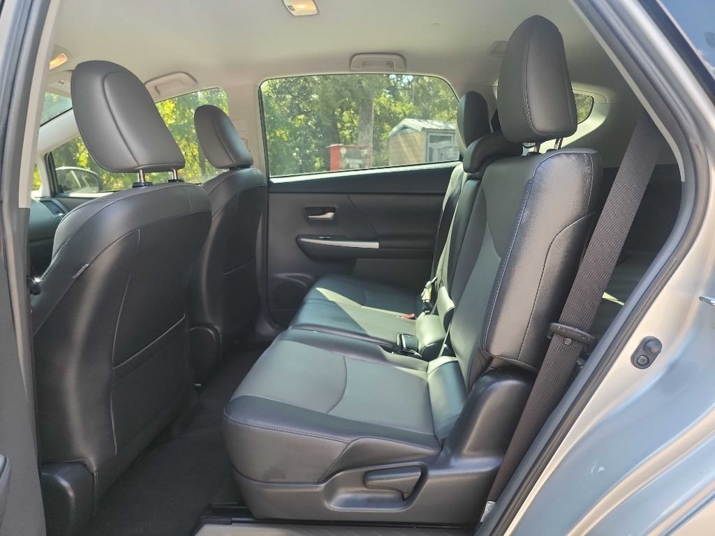 Used 2014 Toyota Prius V Five FWD image 25