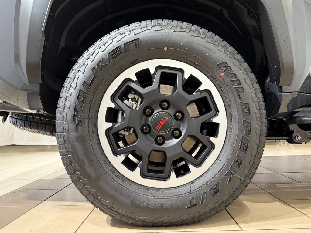 New 2026 Toyota 4Runner TRD Off-Road Premium AWD/4WD image 9
