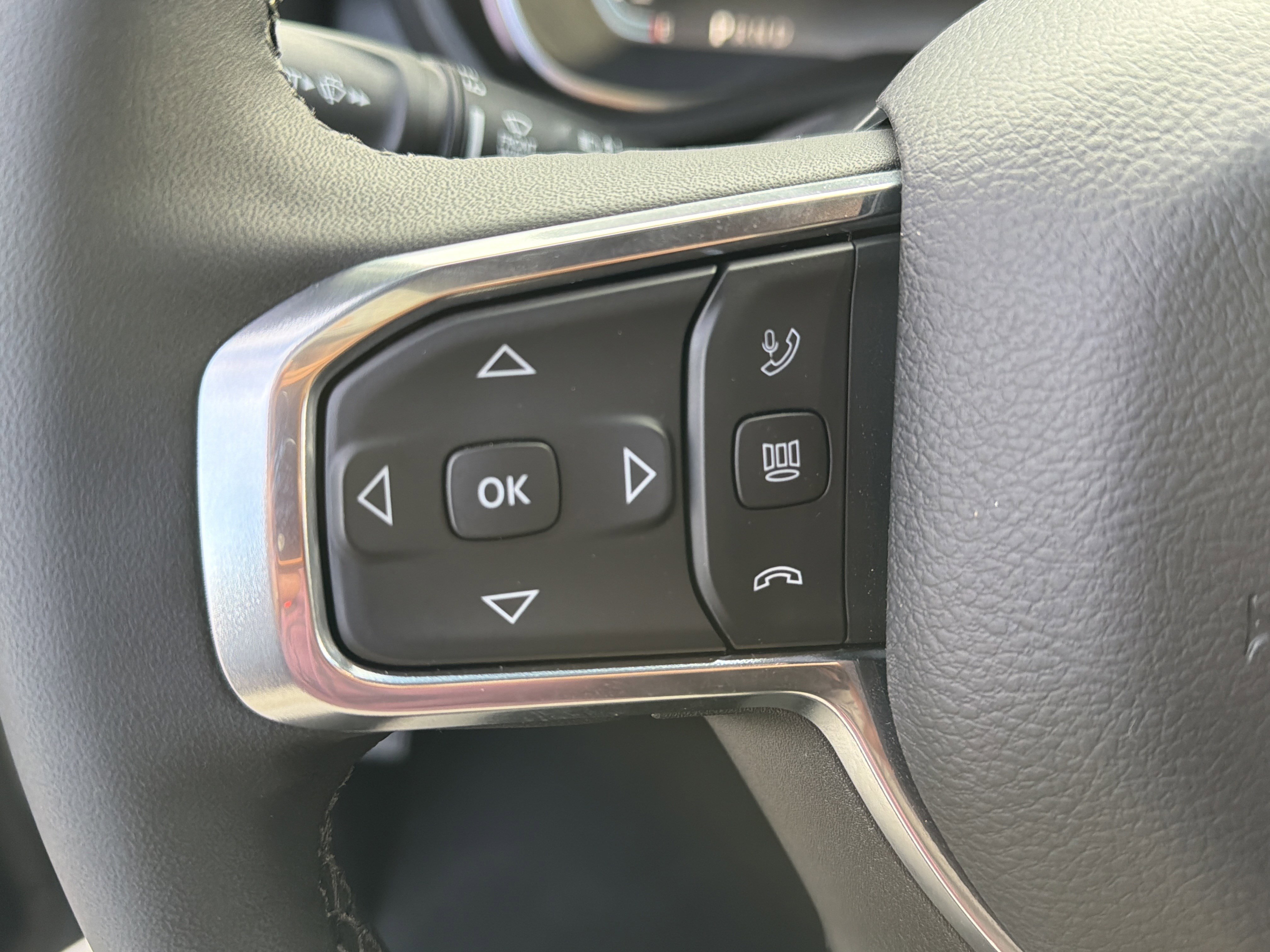 New 2025 RAM 2500 Laramie w/ Night Edition image 31