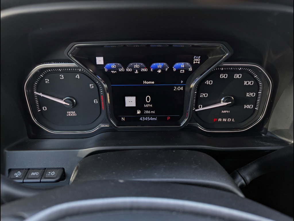 Used 2020 GMC Sierra 2500 Denali w/ Denali Ultimate Package image 2