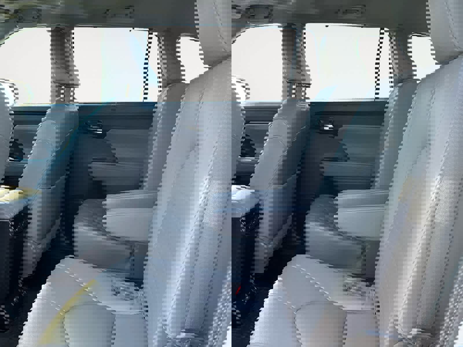 Used 2022 Toyota Highlander XLE image 28