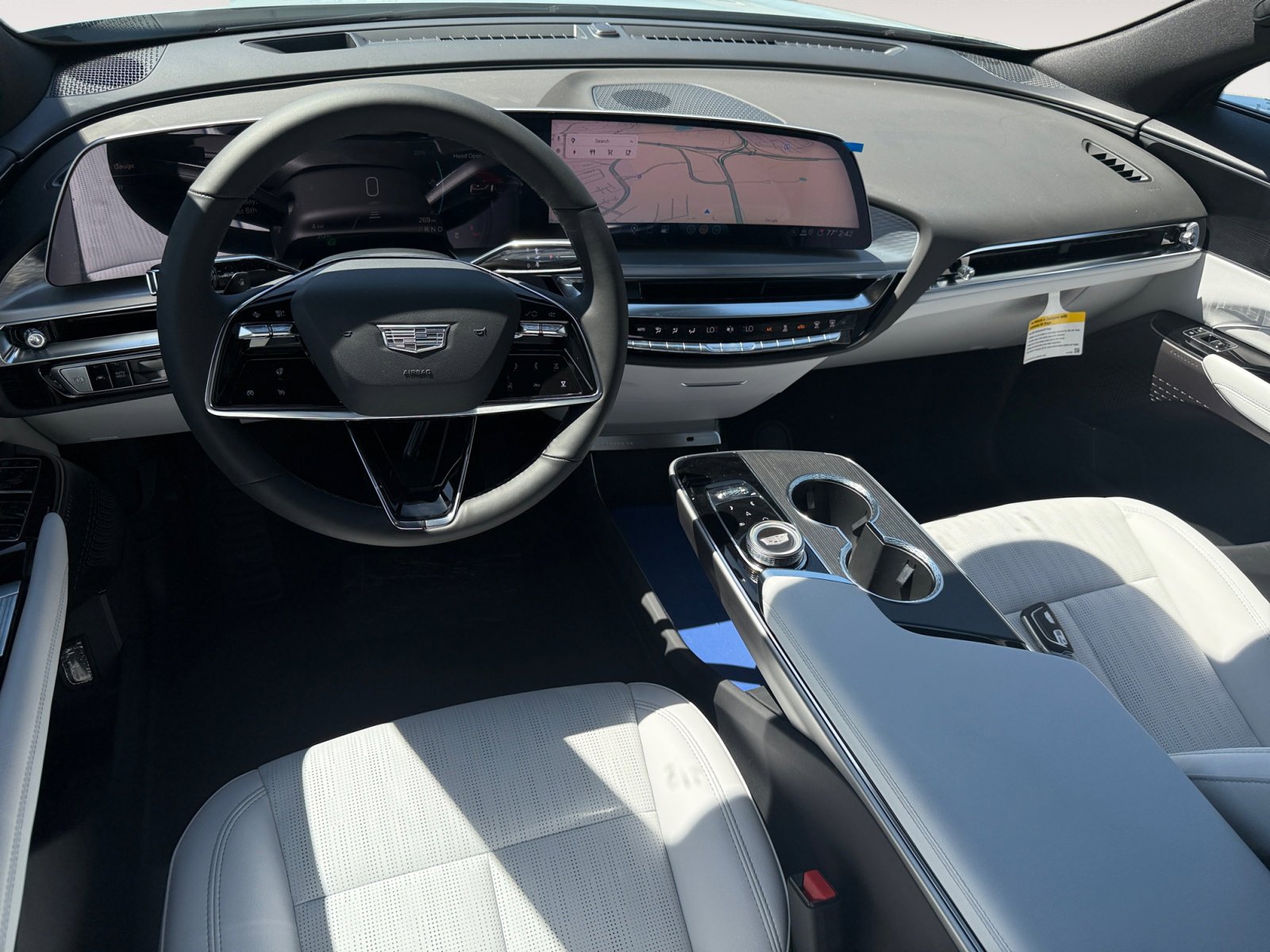 New 2025 Cadillac Lyriq Sport image 15