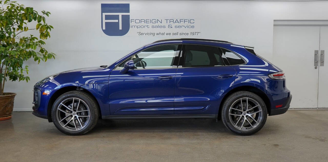 Used 2024 Porsche Macan image 6