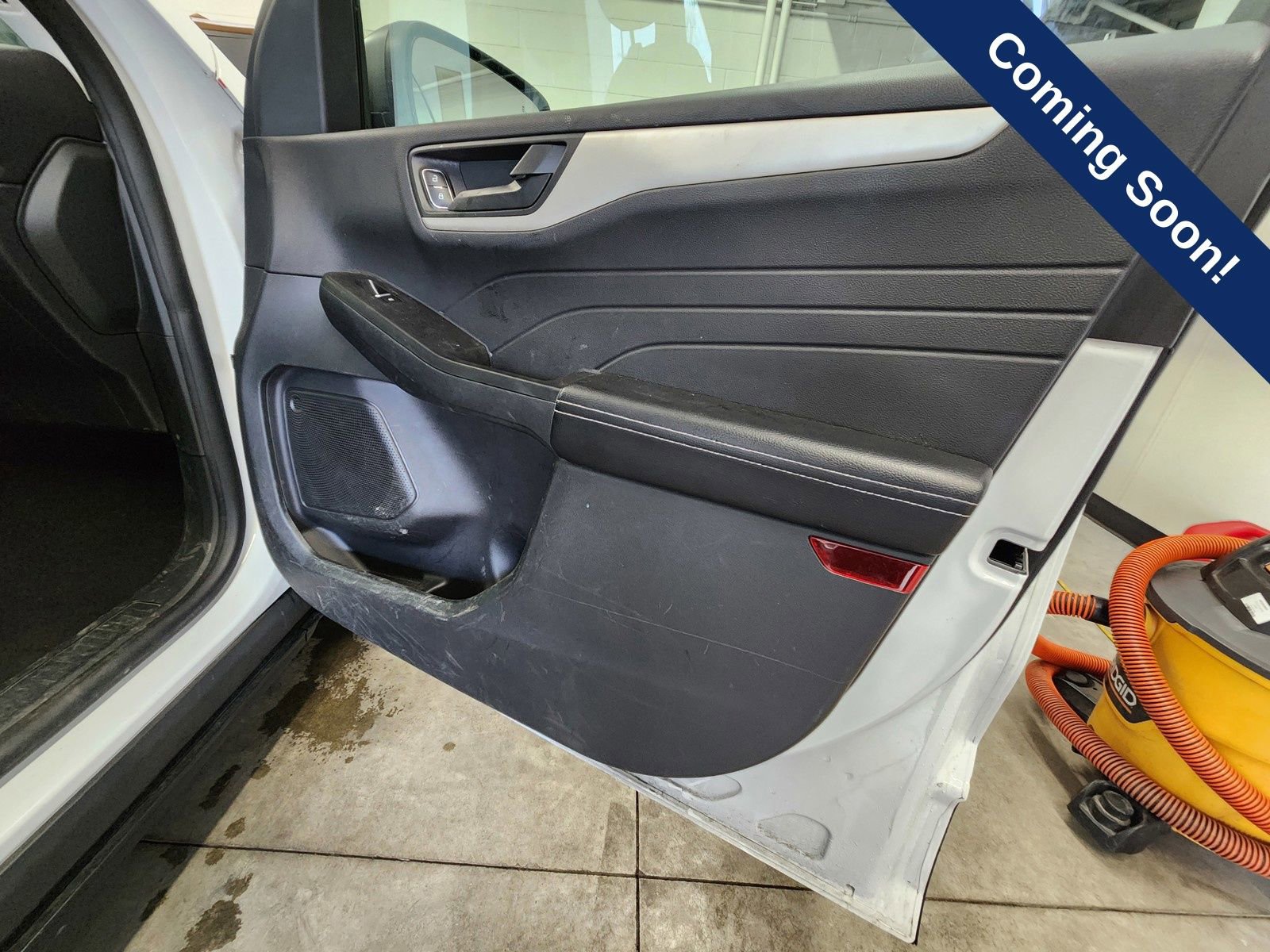 Used 2022 Ford Escape SE image 22