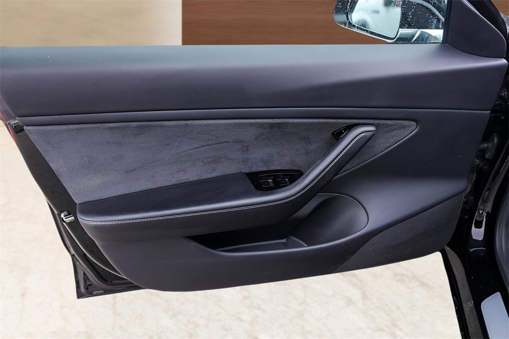 Used 2018 Tesla Model 3 Long Range image 21