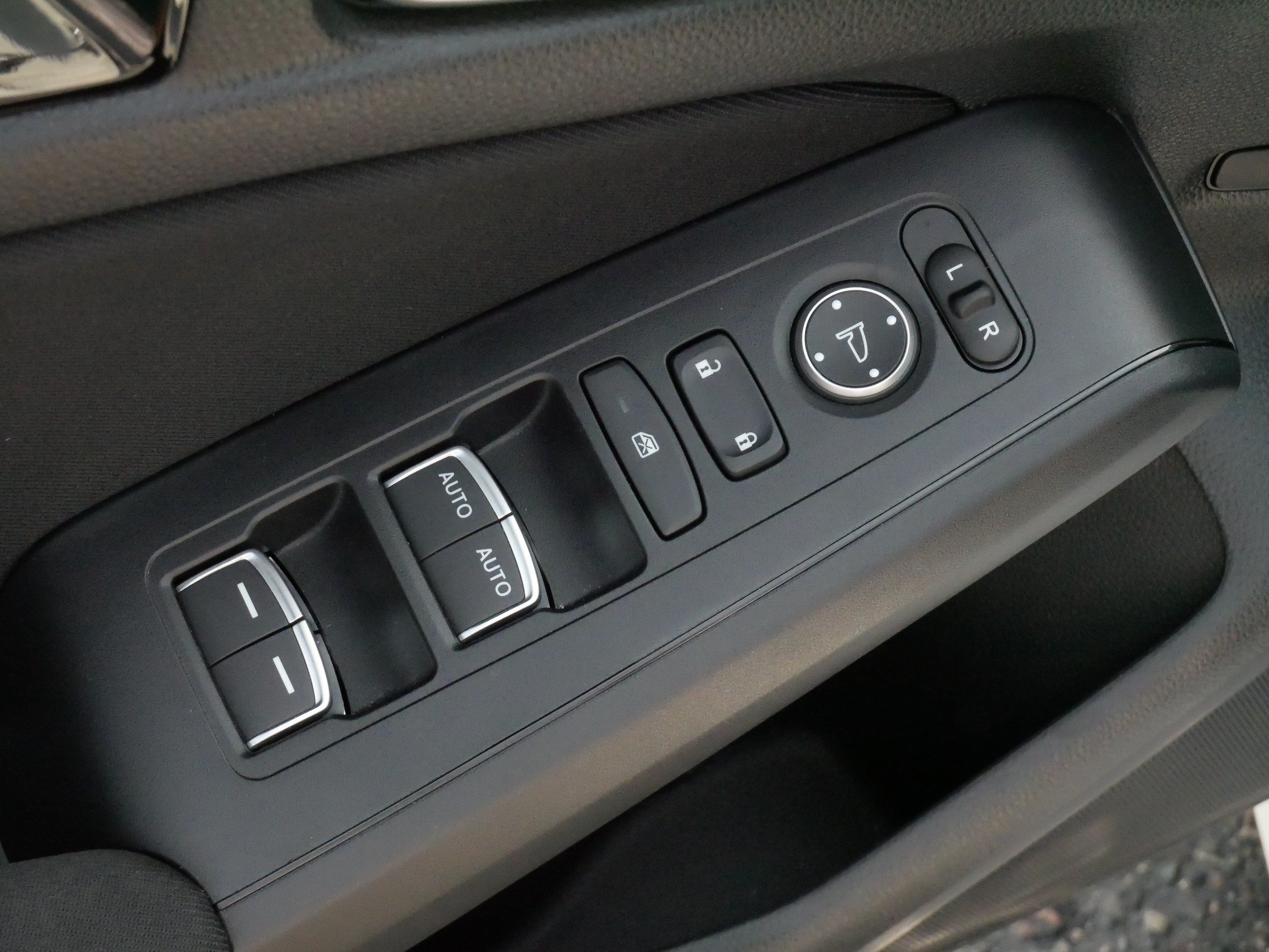 Used 2025 Honda Civic Sport image 19