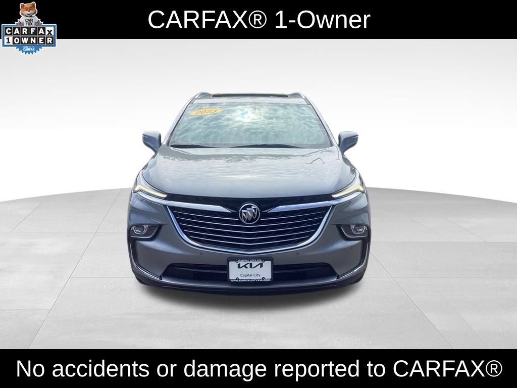 Used 2023 Buick Enclave Essence AWD/4WD image 2