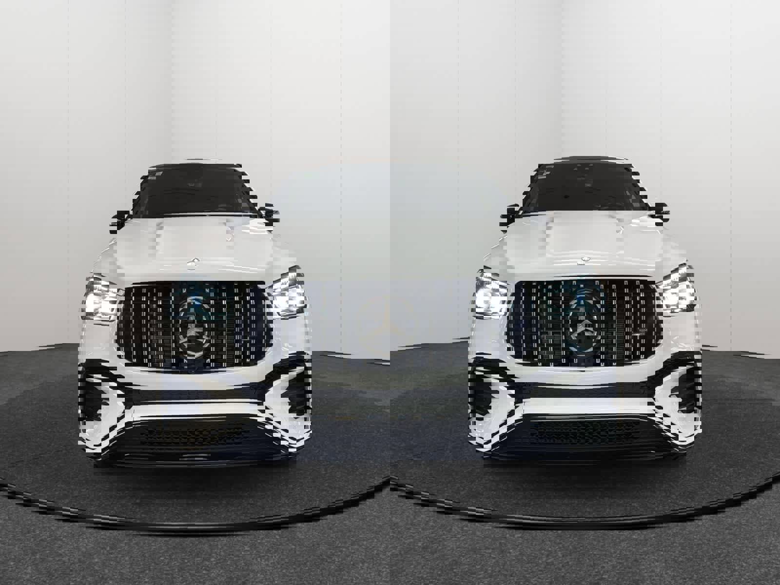 New 2026 Mercedes-Benz GLE 53 AMG 4MATIC Coupe image 2