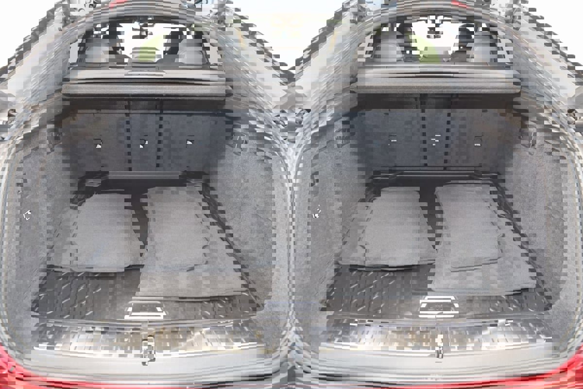 Used 2024 BMW X6 xDrive40i w/ Premium Package image 69