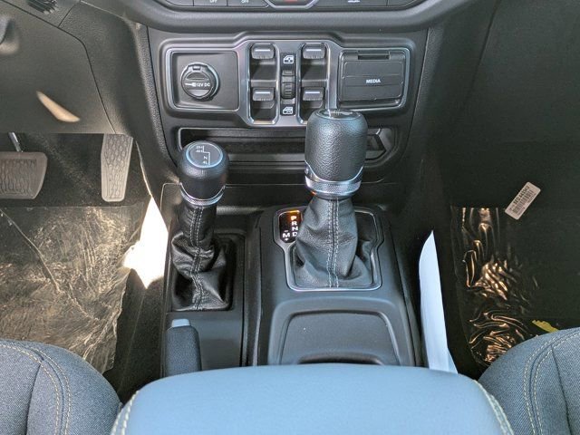 New 2026 Jeep Wrangler Sahara w/ Technology Group image 17