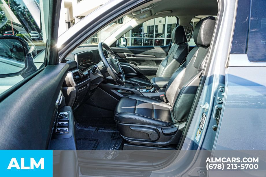 Used 2024 Kia Telluride LX FWD image 19