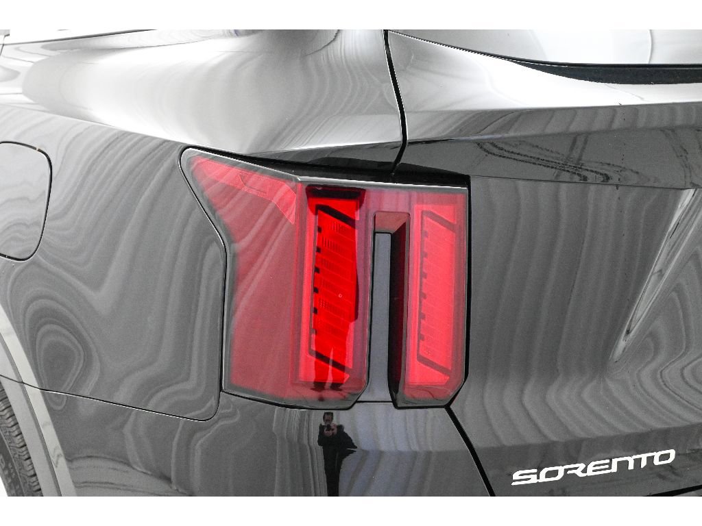 Used 2026 Kia Sorento EX image 24
