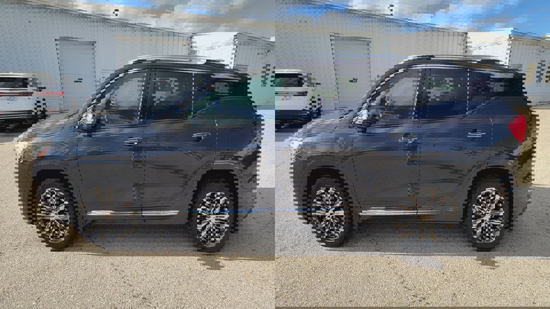 Used 2019 GMC Terrain Denali w/ Advanced Safety Package image 5