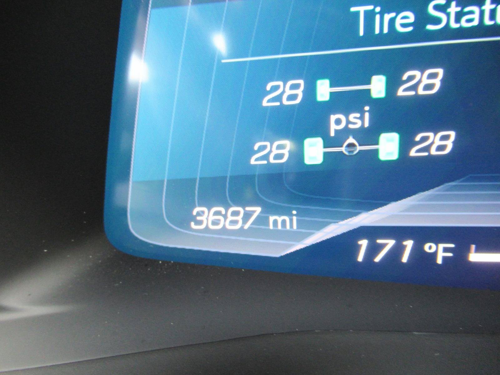 Used 2024 Chevrolet Corvette Stingray Premium Conv w/ Battery Protection Package RWD image 33