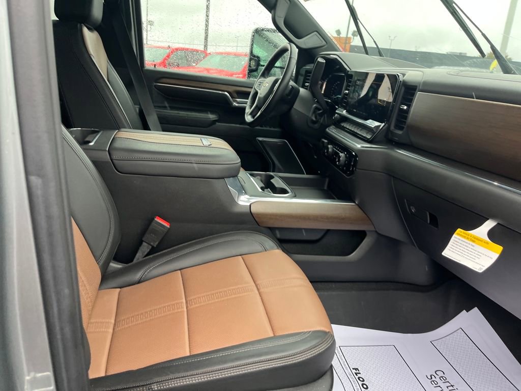 Used 2024 Chevrolet Silverado 2500 High Country w/ High Country Premium Package image 30