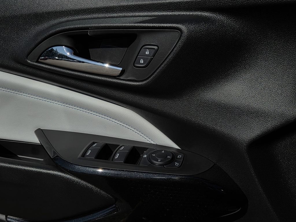New 2026 Chevrolet Trax LT FWD image 18