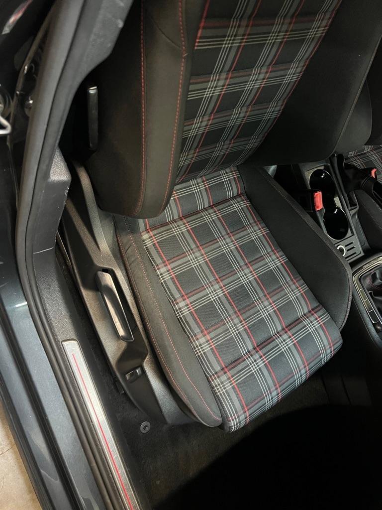 Used 2017 Volkswagen GTI S image 18