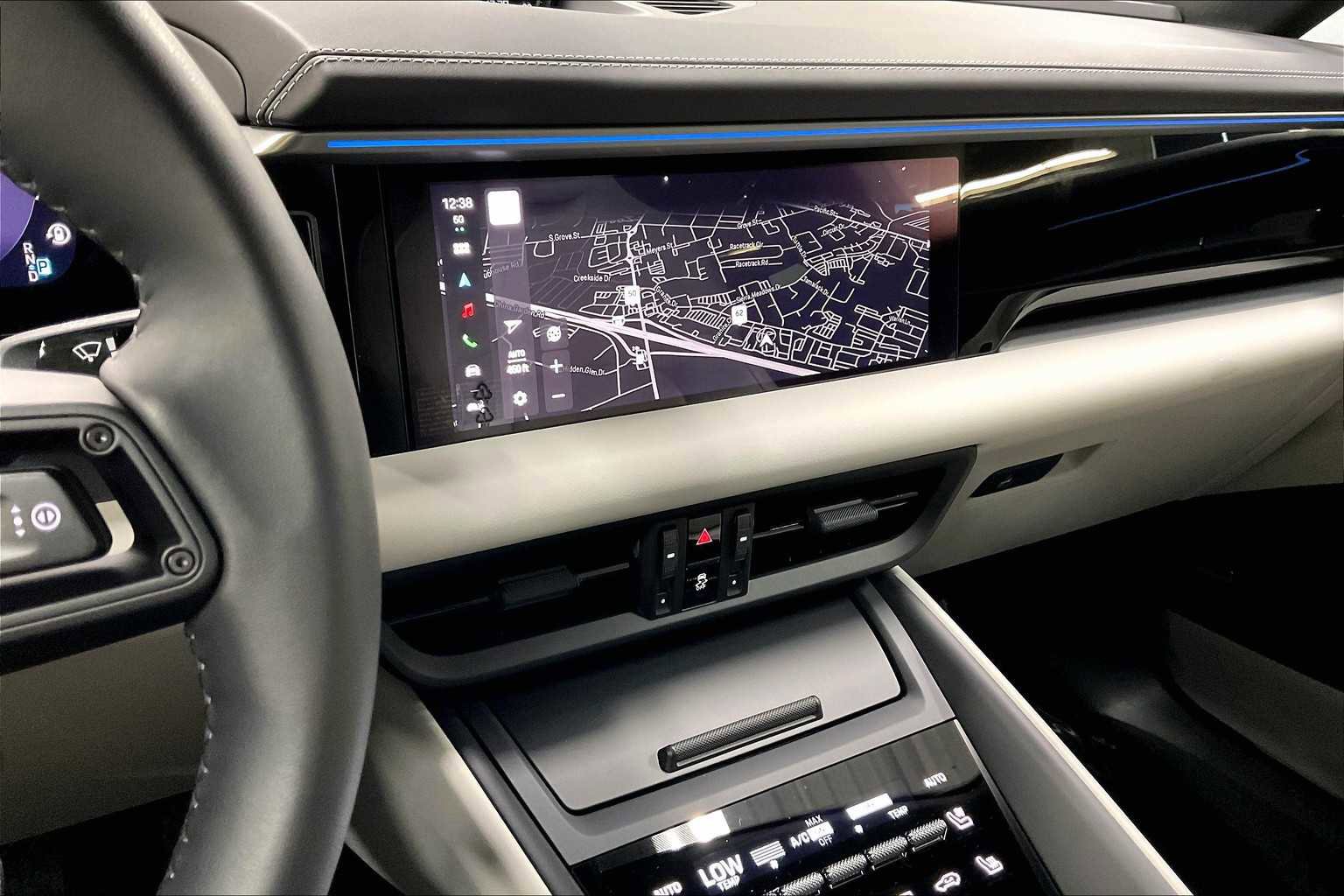Used 2025 Porsche Macan Electric image 19