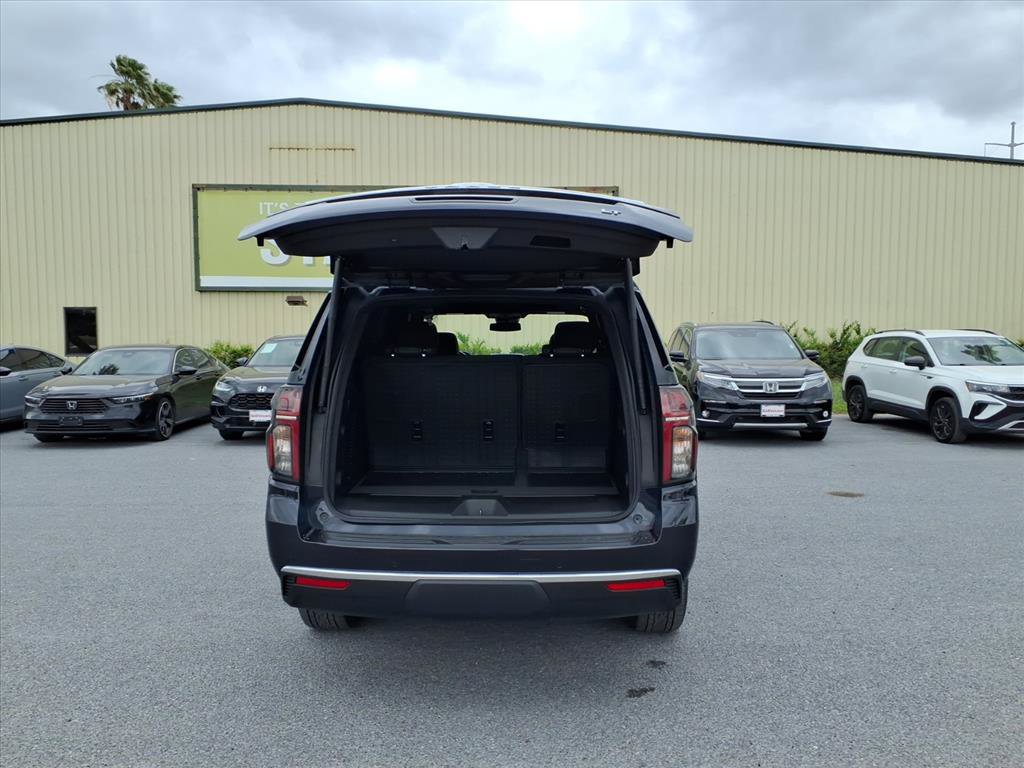 Used 2024 Chevrolet Tahoe LT w/ Luxury Package RWD image 26