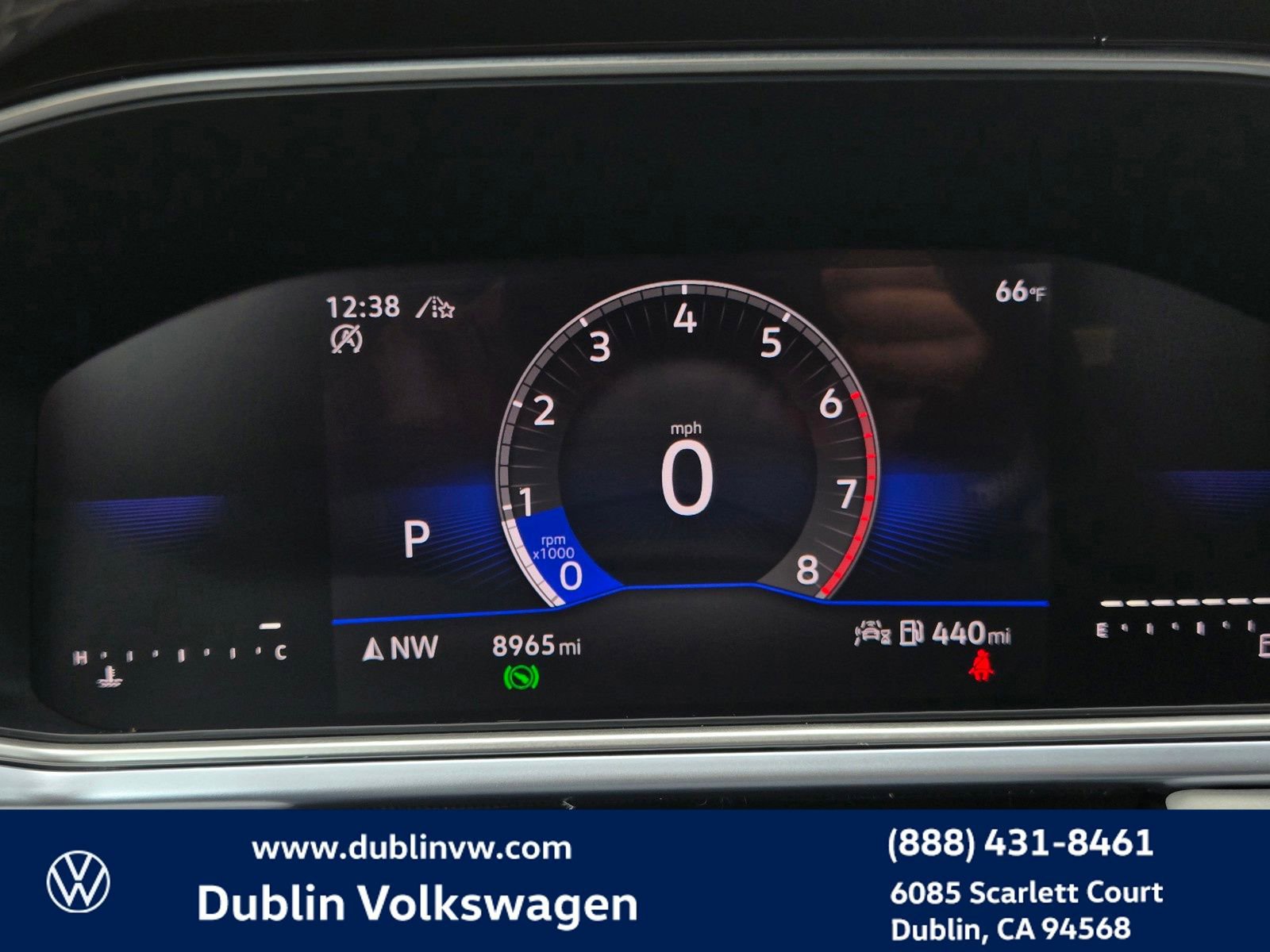 Used 2025 Volkswagen Taos SE image 22