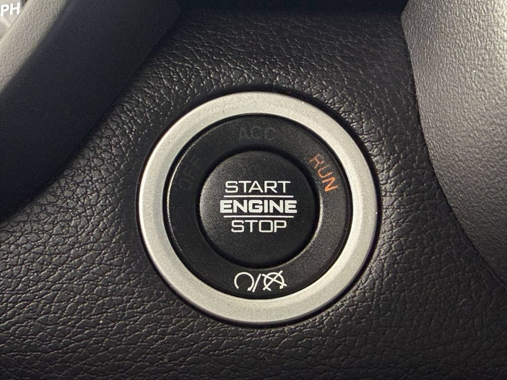 Used 2023 RAM 2500 Laramie w/ Night Edition AWD/4WD image 23