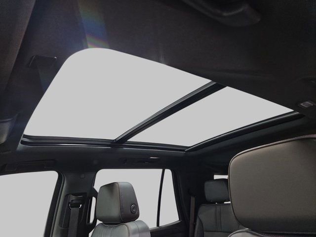 Used 2024 Chevrolet Tahoe RST w/ Luxury Package image 30