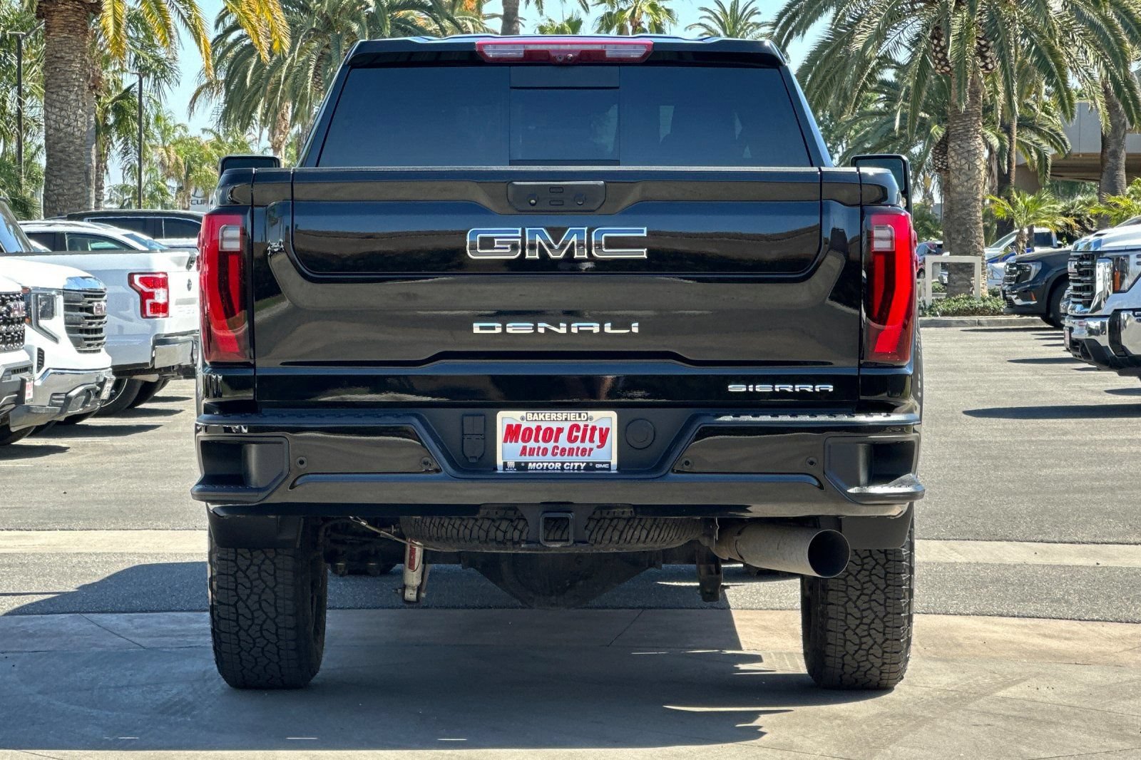 Certified 2025 GMC Sierra 2500 Denali Ultimate AWD/4WD image 5