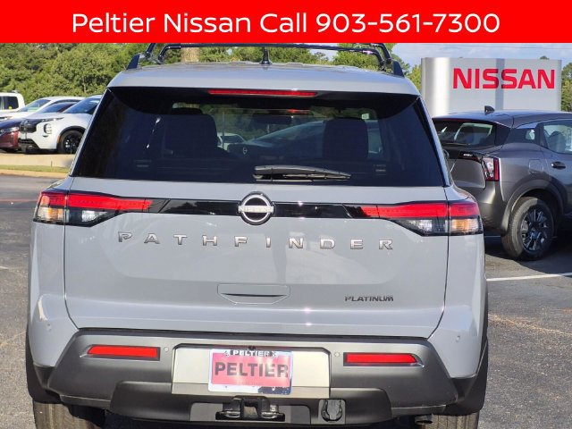 New 2026 Nissan Pathfinder Platinum FWD image 4