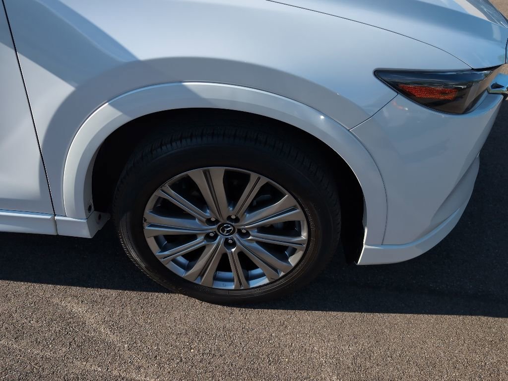 Certified 2023 MAZDA CX-5 Signature AWD/4WD image 3