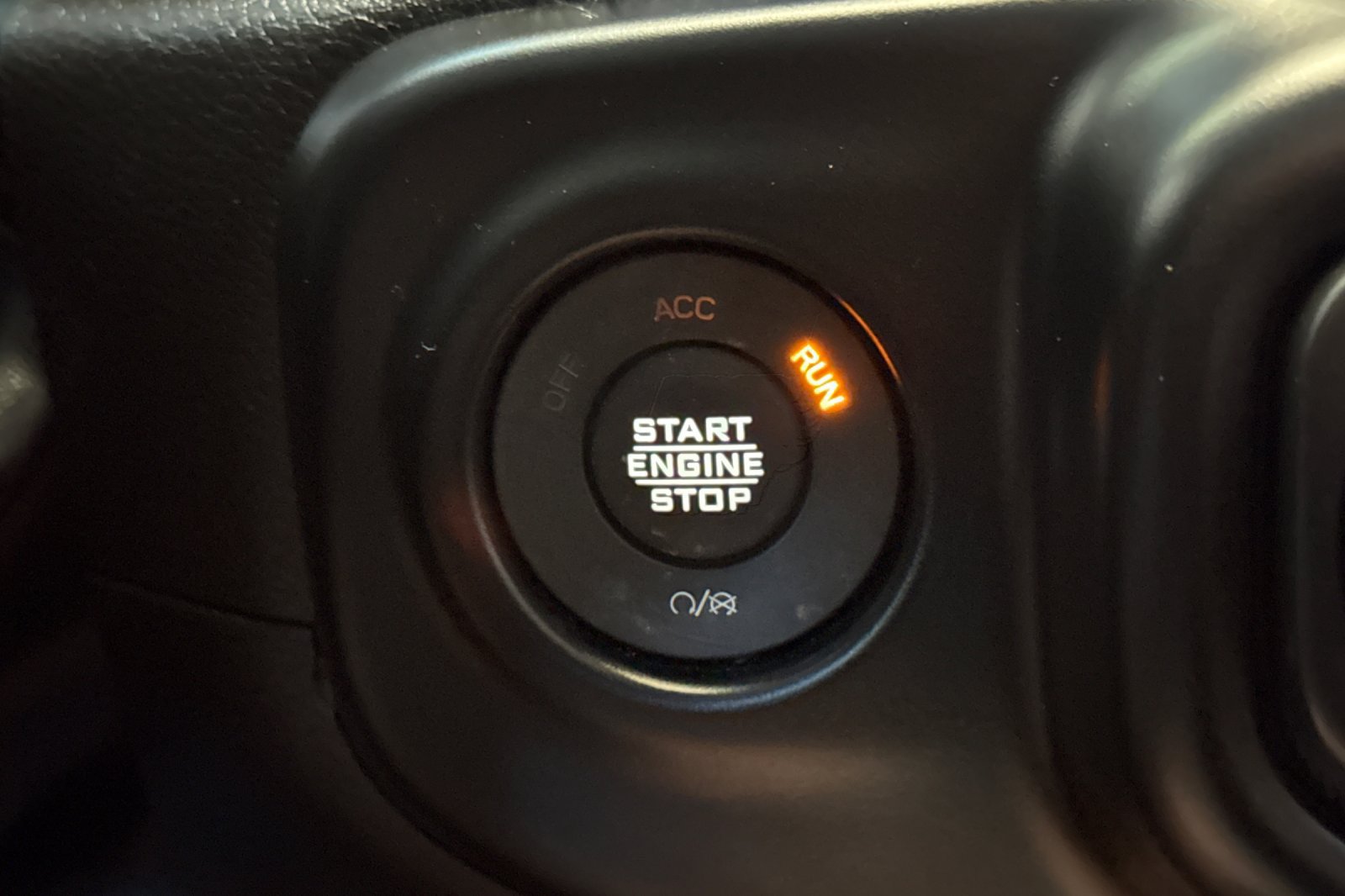 Used 2022 Jeep Gladiator Sport AWD/4WD image 22