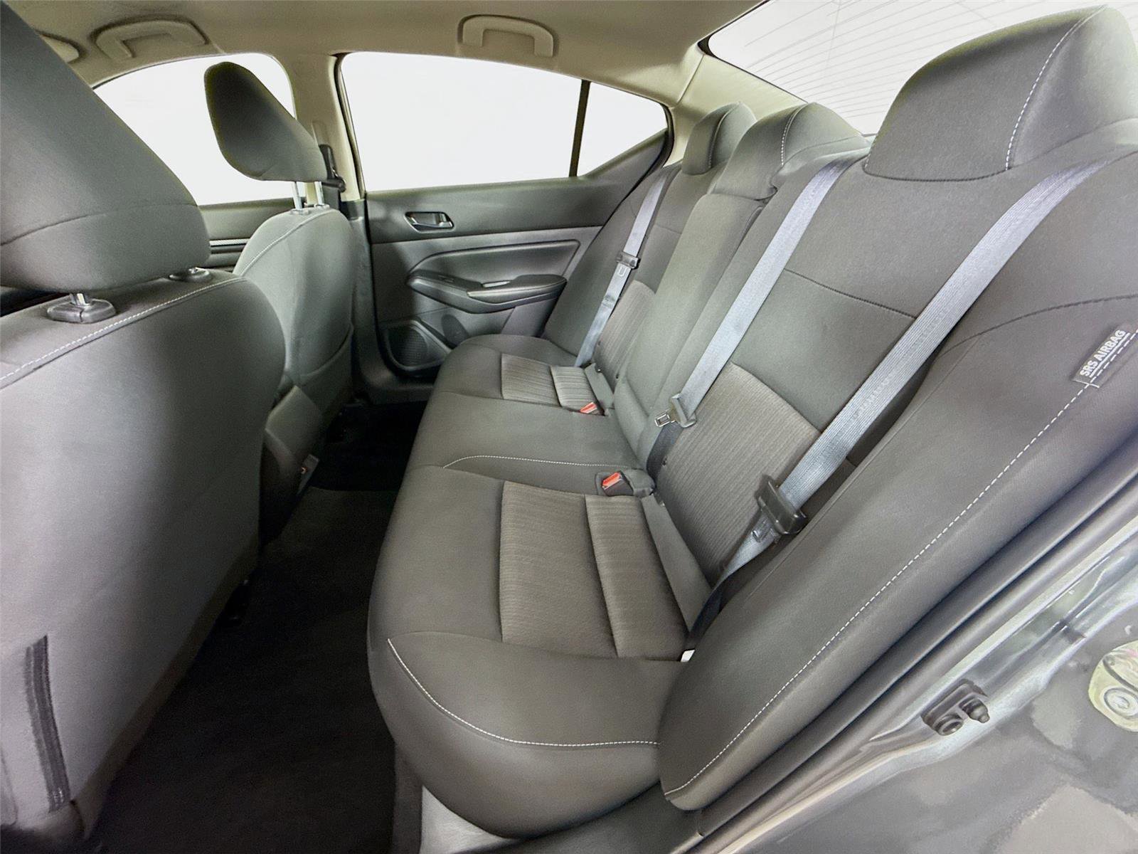 Used 2025 Nissan Altima 2.5 SV FWD image 11