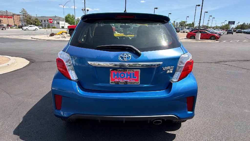 Used 2013 Toyota Yaris SE FWD image 4
