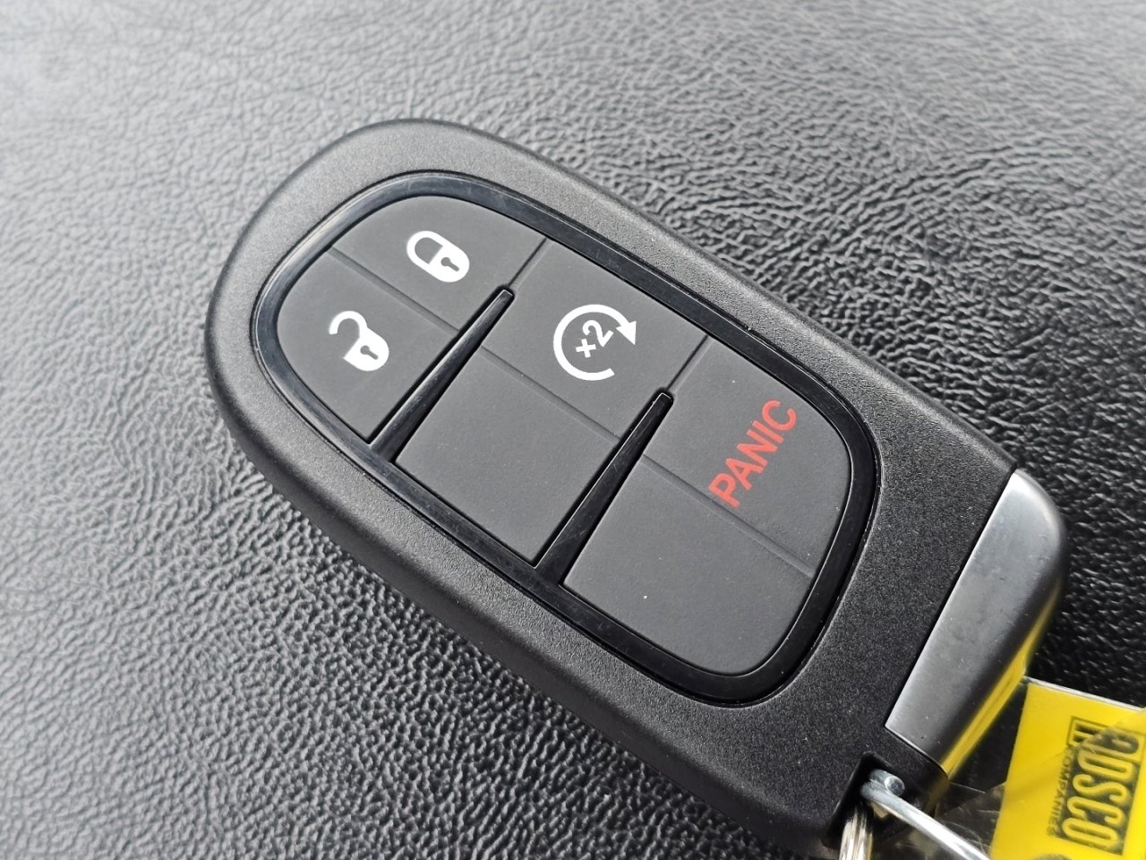 Used 2020 Jeep Cherokee Trailhawk w/ Cold Weather Group image 31