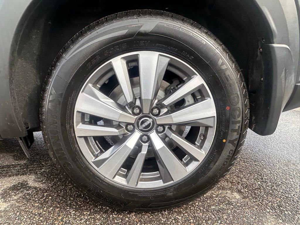 Used 2022 Nissan Pathfinder SL image 13