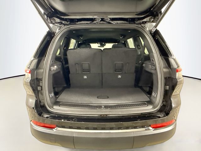 New 2025 Jeep Grand Cherokee L Laredo image 25