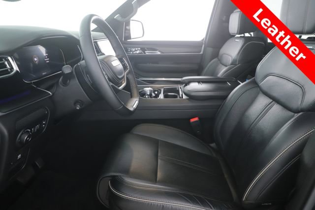 Used 2025 Jeep Grand Wagoneer Series II Obsidian w/ Quick Order Packagew 28T AWD/4WD image 16
