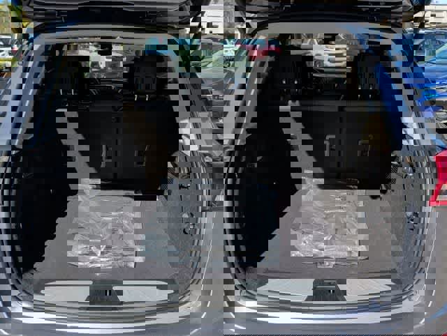 Used 2019 Buick Envision Essence w/ LPO, Road Trip Package image 32