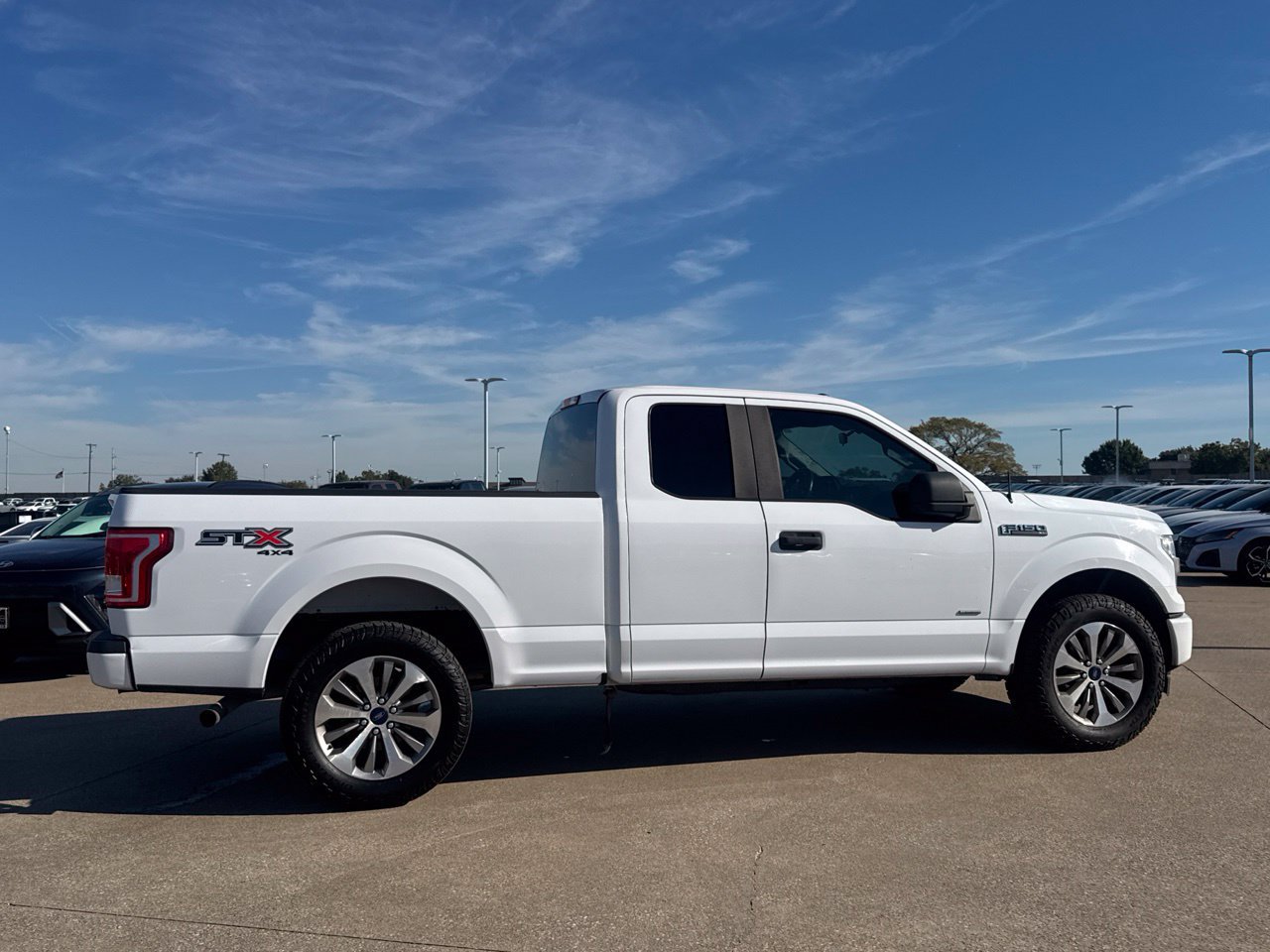 Used 2017 Ford F150 XL w/ Equipment Group 101A Mid AWD/4WD image 27