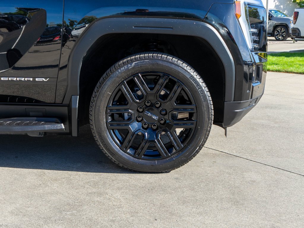 New 2026 GMC Sierra EV Elevation w/ LPO, Elevation Dark Package image 37