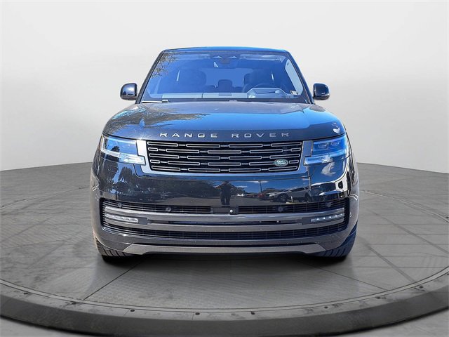 Used 2023 Land Rover Range Rover SE video 2