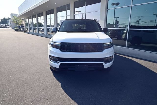 Used 2023 Jeep Grand Wagoneer Series II AWD/4WD image 4
