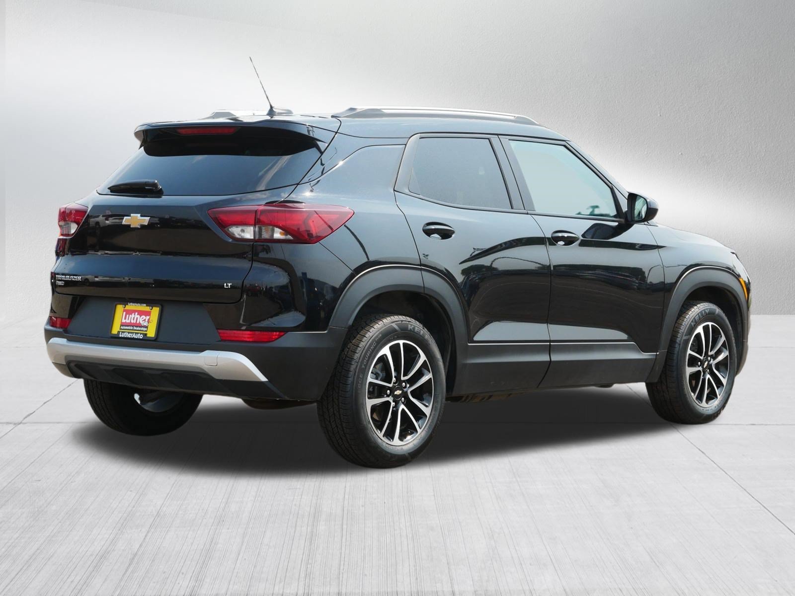 Used 2025 Chevrolet TrailBlazer LT AWD/4WD image 7
