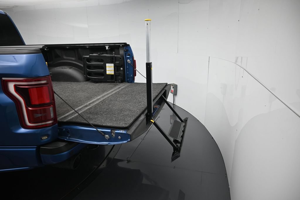 Used 2019 Ford F150 Raptor w/ Equipment Group 802A Luxury AWD/4WD image 9